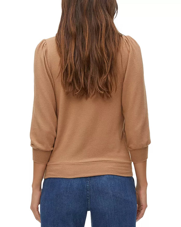 GABRIELLA V-NECK TOP