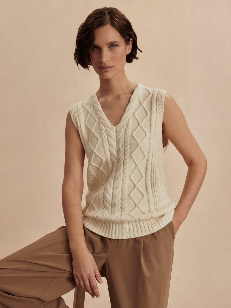 KAY CABLE KNIT VEST - SNOW WHITE