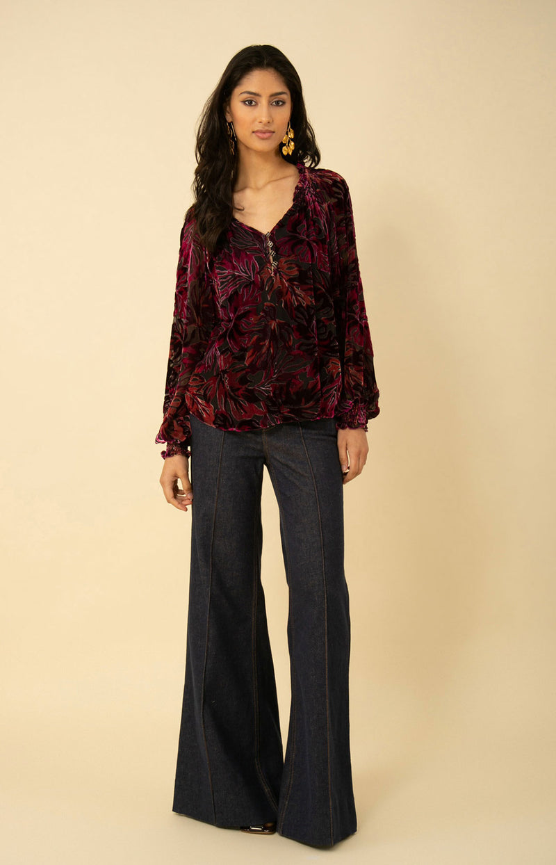V-NECK FALL LEAVES NORA TOP