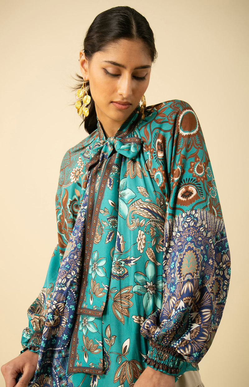 ADDISON TWILL SCARF TIE NECK TOP