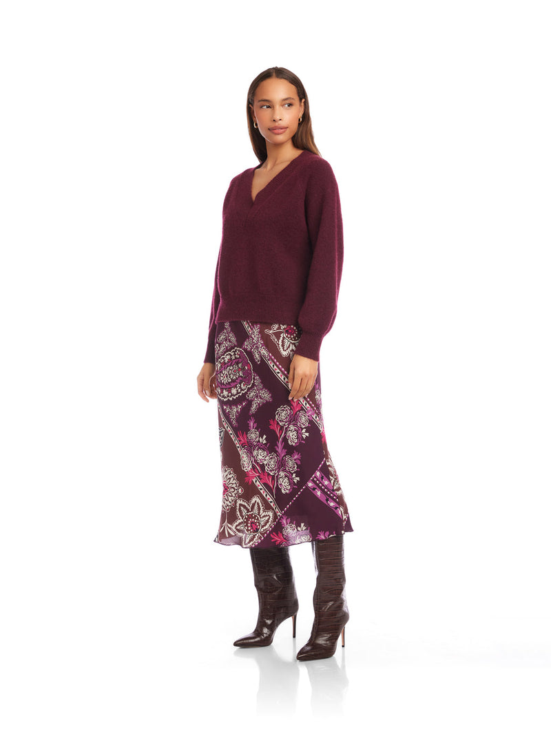 HEATHER V-NECK SWEATER - WINE