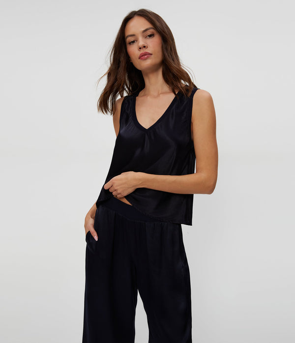 LIZ SATIN V-NECK TANK - NOC