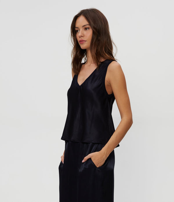 LIZ SATIN V-NECK TANK - NOC