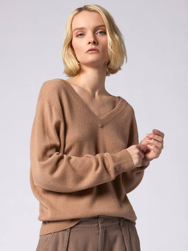 LILOU V NECK CASHMERE - CAMEL