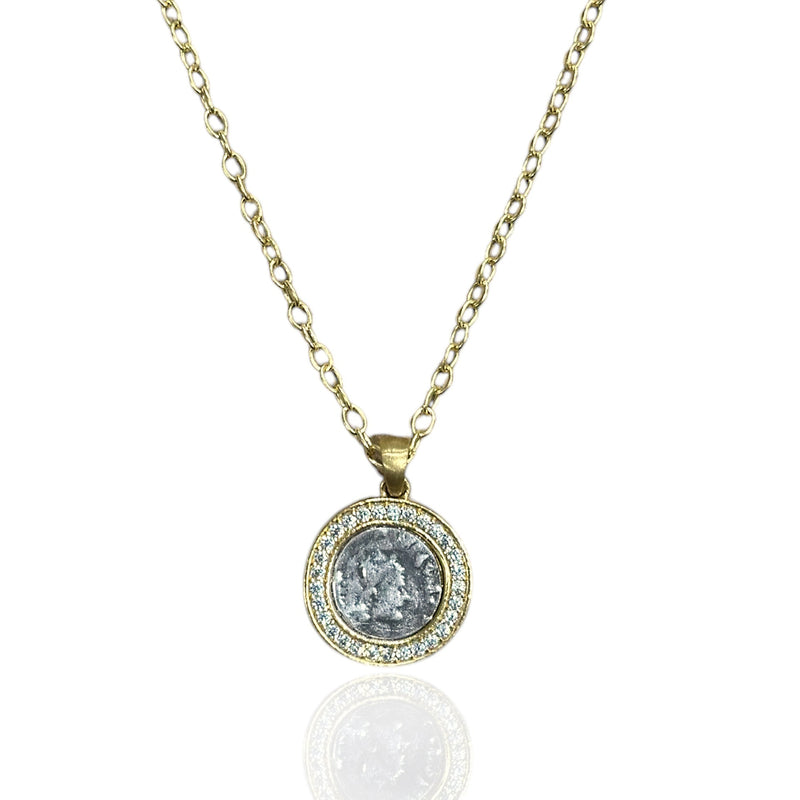 GOLD HESTIA NECKLACE