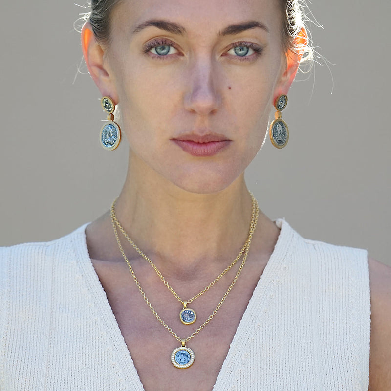 GOLD HESTIA NECKLACE