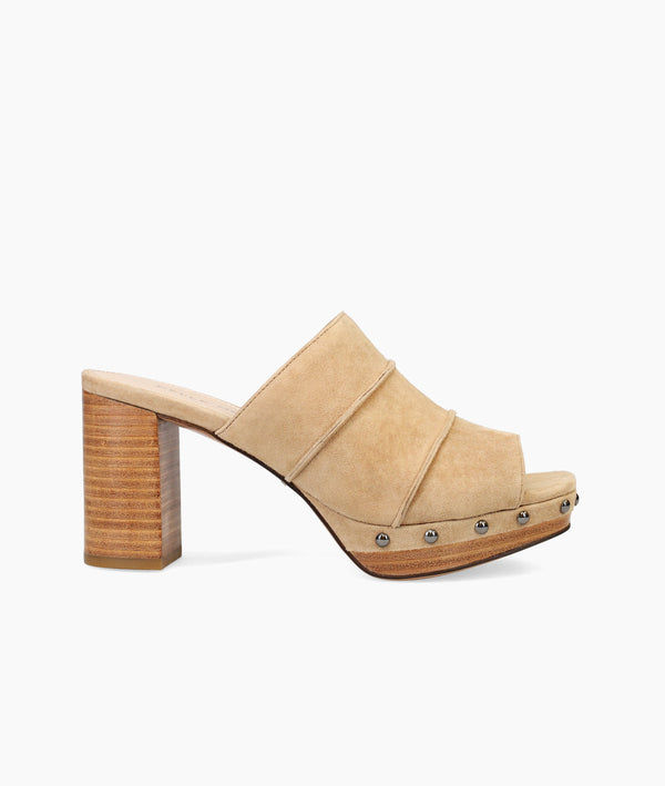 AMERY SUEDE SANDAL - LATTE