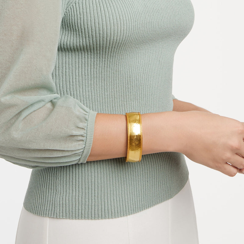 CANNES STATEMENT HINGE BANGLE GOLD - O/S