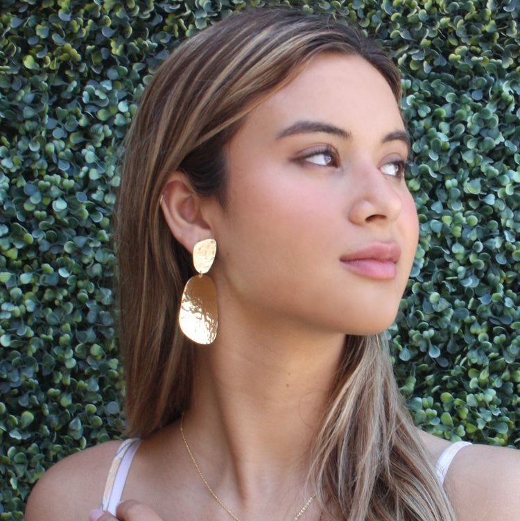 CORALLY HAMMERED DOUBLE DROP EARRING